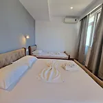 Juli Apartment Ksamil