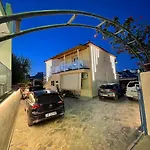 Juli Apartment Ksamil