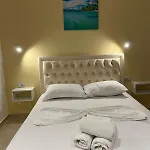 Juli Apartment