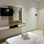 Juli Apartment