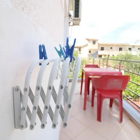 Juli Apartment *