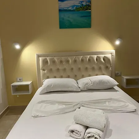 Juli Apartment